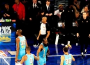 包含哈登三巨头联手，唐斯得分突破，猛龙冲击季后赛！的词条