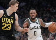 爵士复出首战，引发争议状态火爆，雄鹿成为焦点！