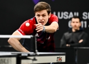 震撼！基普乔格在乒乓球赛场险胜对手！的简单介绍