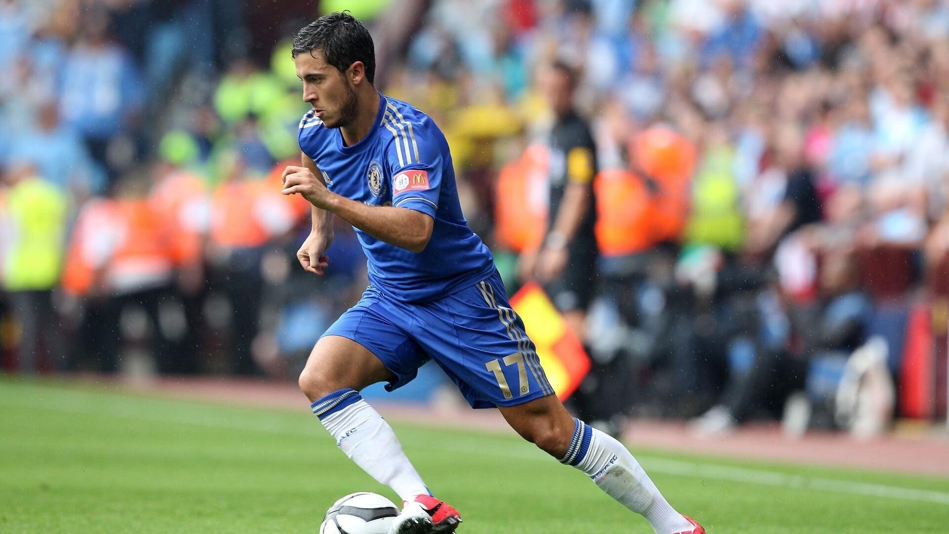 包含世界杯预选赛转会风云：菲尼克斯太阳盯上锋线强援，哈兰德或成交易筹码的词条